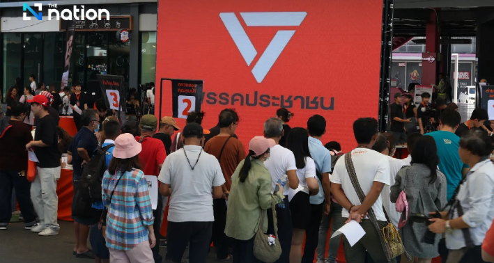 Sehari Diluncurkan, 28 Ribu Orang Daftar Anggota Partai Oposisi Baru Thailand